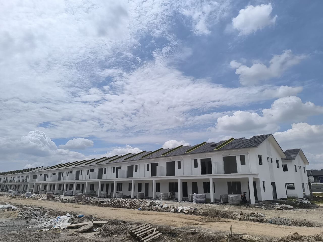DOUBLE STOREY TERRACE SUNGAI DUA PHASE 4